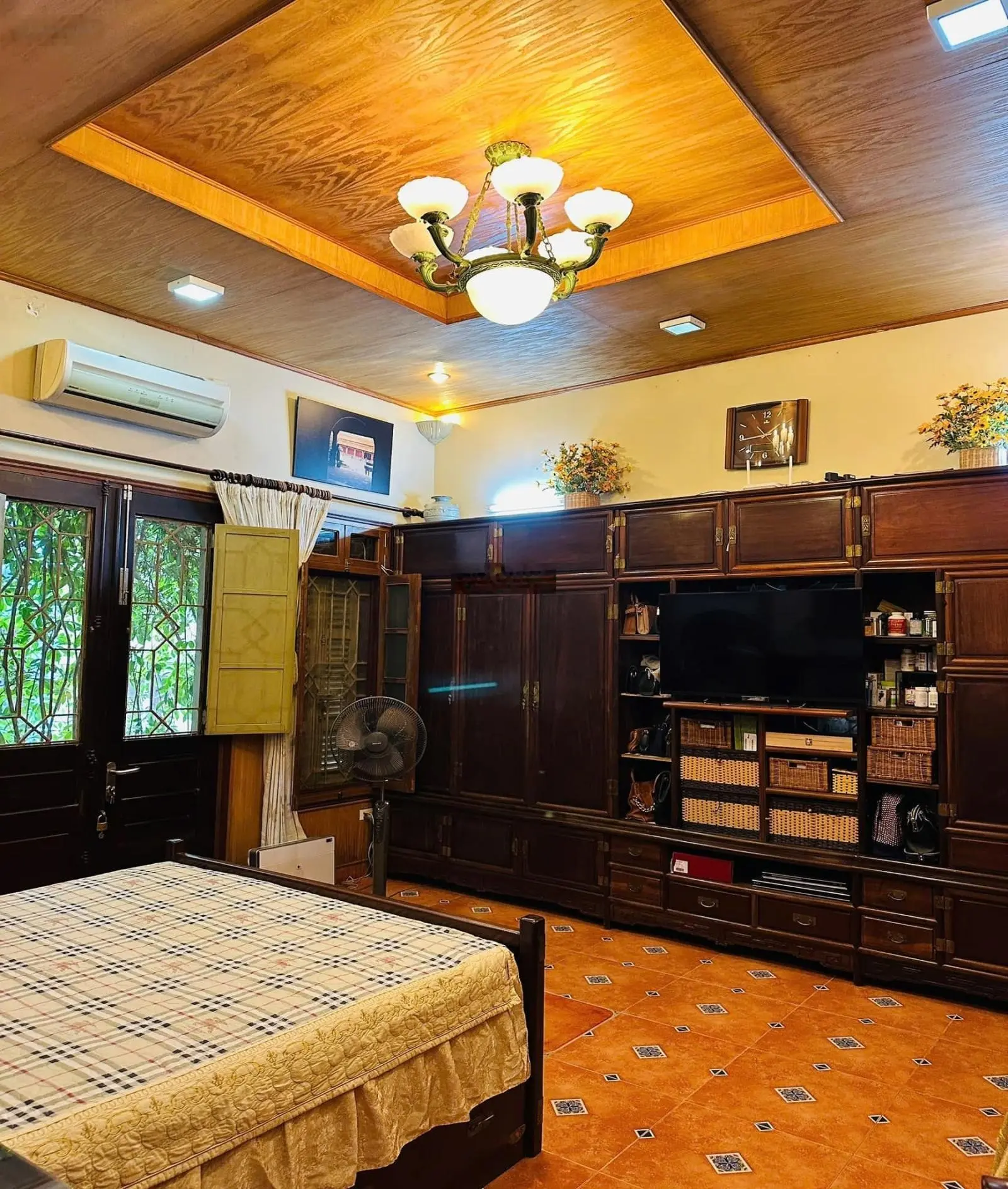 Biệt thự logoc, kinh doanh, Q.Ba Đình, Hoàn Kiếm, 29tỷ, 105m2, oto vào nhà.