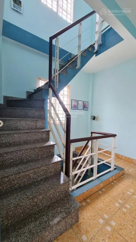 Bán nhà mặt tiền kinh doanh sầm uất, cạnh Vincom Trần Trọng Cung, Quận 7 DT 146m2 chỉ 18 tỷ nhỉnh
