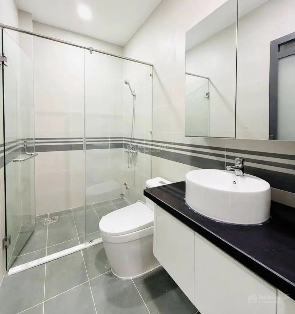 Hót, Bán nhà MT 7A Thành Thái, P14 Quận 10, Dt 65m2, 1 trệt 1 lầu, Sổ hồng riêng, Giá 3 tỷ 550