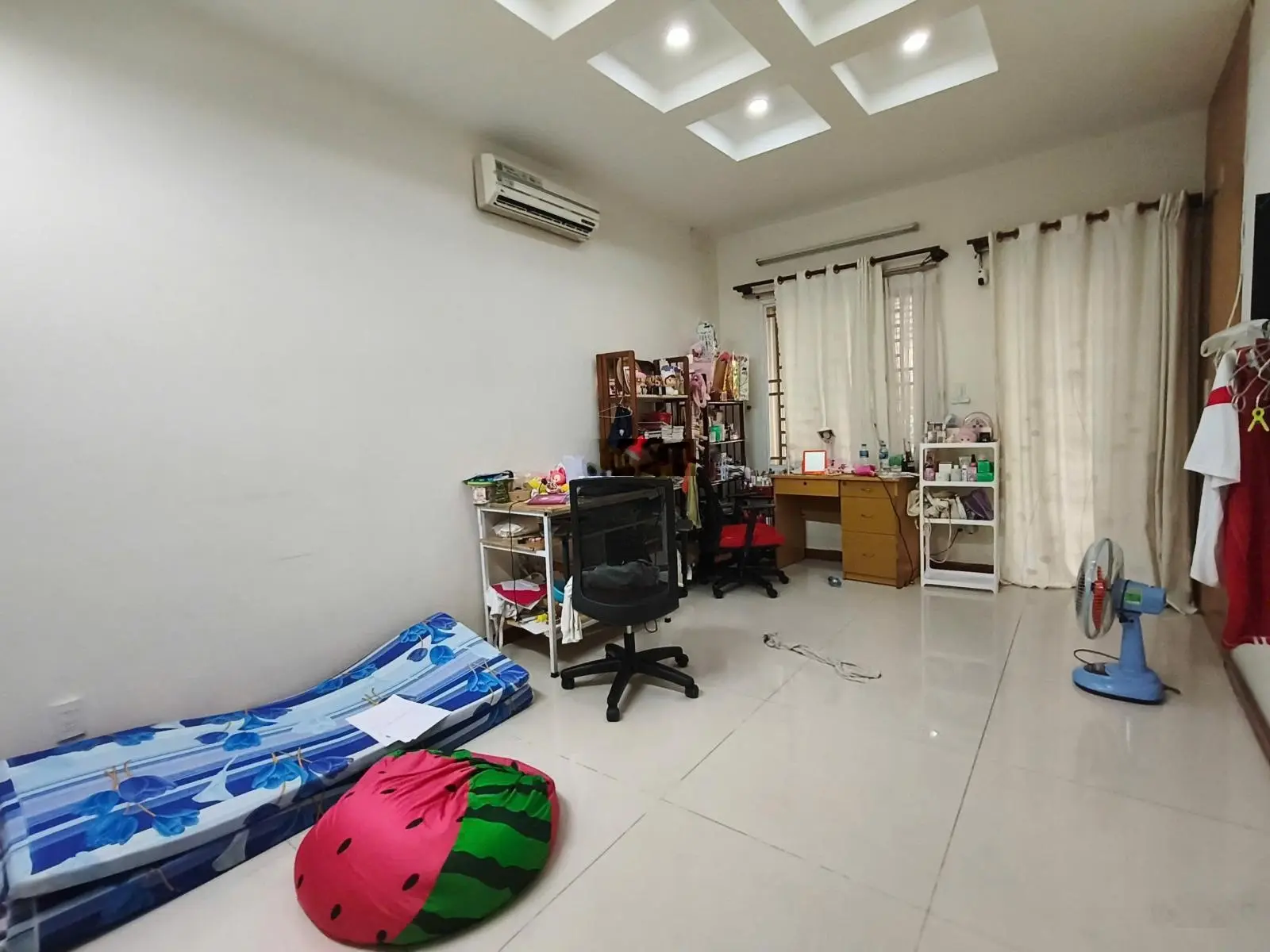 Bán gấp biệt thự 9x28m, 3 tầng giá 21.5tỷ, 793 Trần Xuân Soạn, P. Tân Hưng, Quận 7