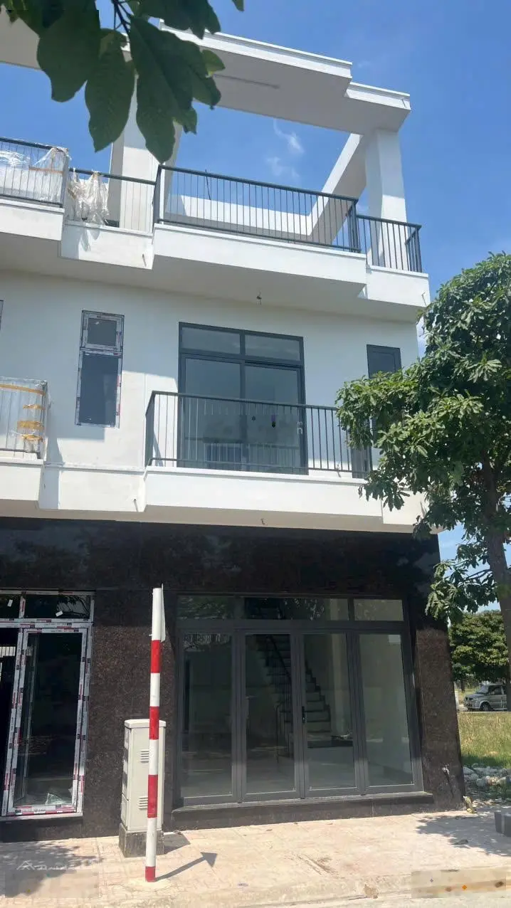 Nhà phố An Residence - Chỉ 2.3 tỷ, sổ sẵn, vị trí đắc địa liền kề Vsip1