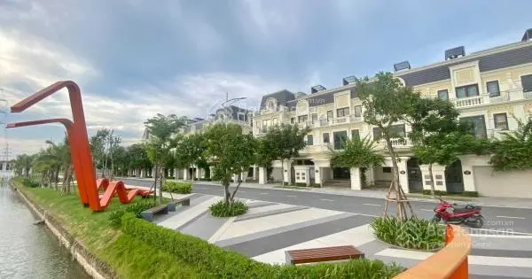 HÀNG ĐỘC TẠI An Lạc Green Symphony, mặt sông lười hút nhiều vượng khí