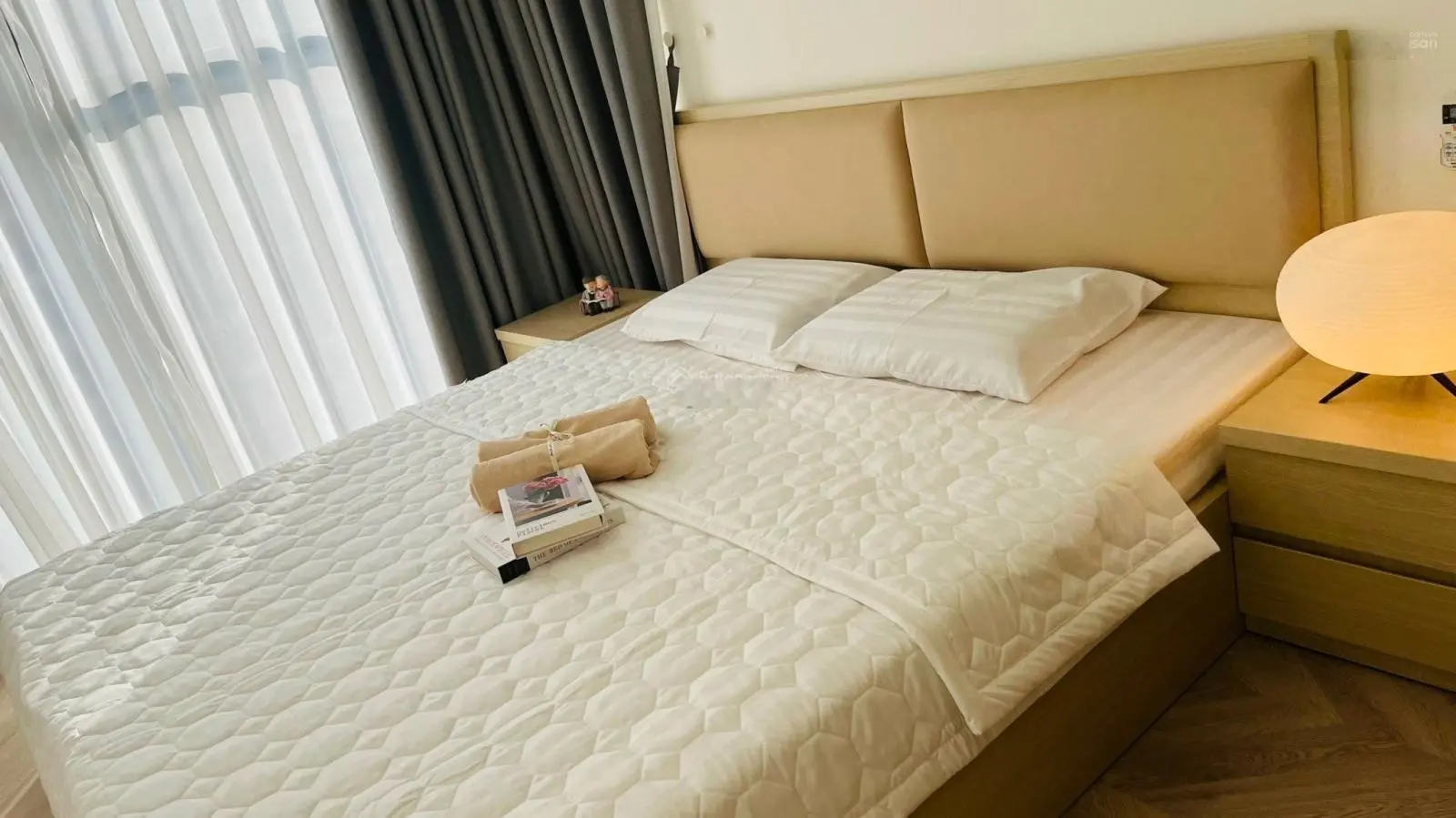 Sang lỗ bán gấp căn hộ 2PN2WC full nội thất cao cấp view thoáng đẹp tại Masteri Centre Point Q9