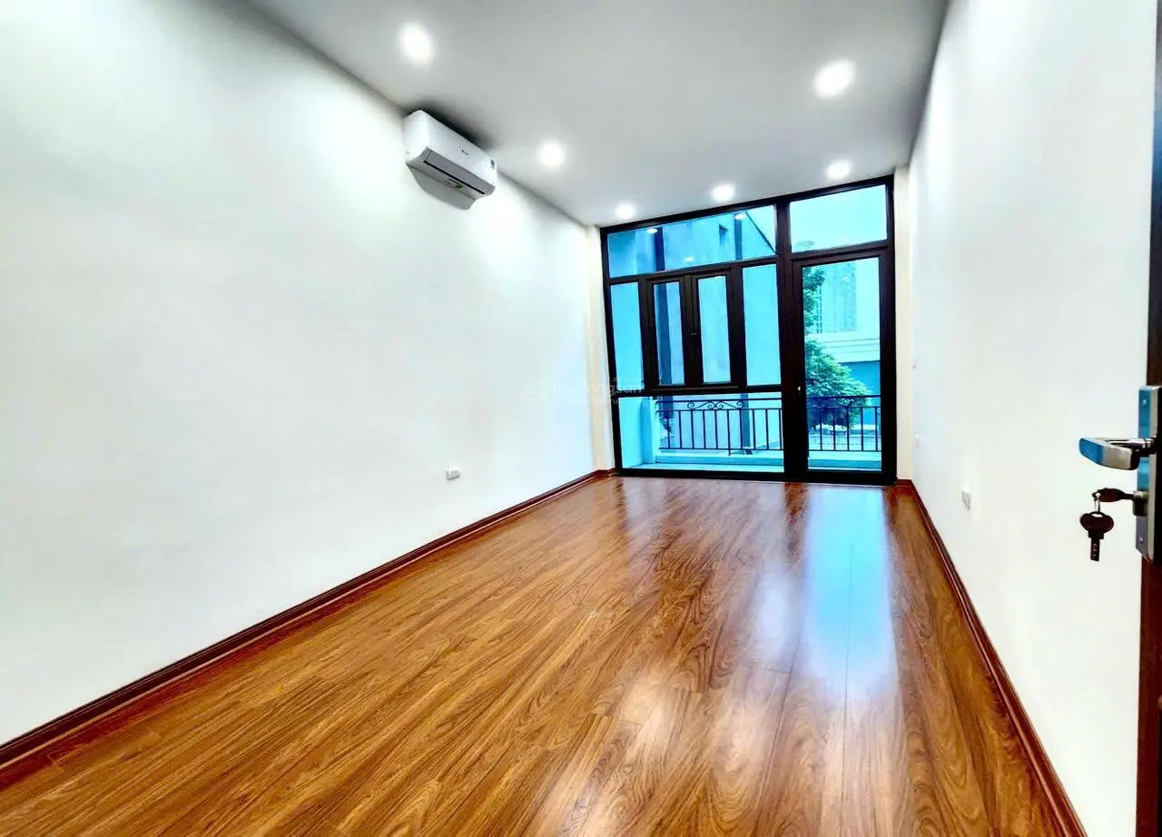 Bán nhà mặt phố Trần Thủ Độ - 60m 3 tầng 3 ngủ - có thể kinh doanh