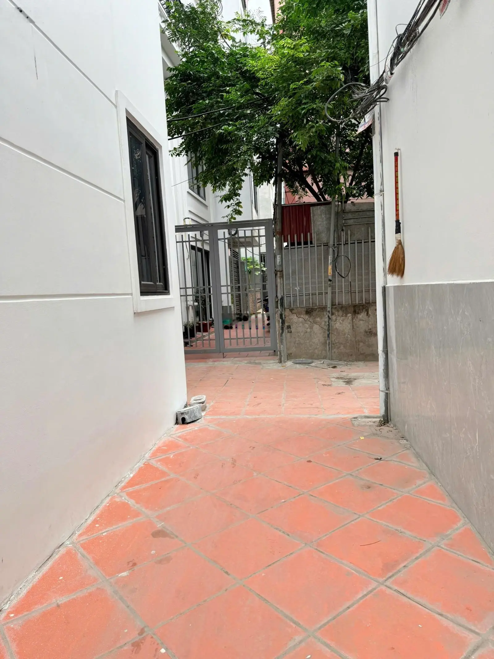 Nhà đẹp phố đàm quang trung long biên hà nội 2 thoáng vị trí đẹp.