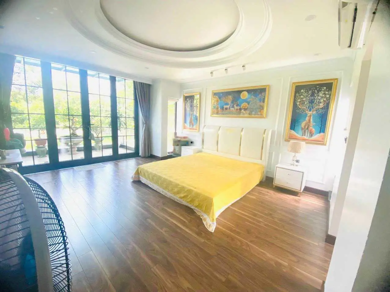 Bán gấp căn BT mặt phố, Yên Hòa, 330m2, lô góc, mặt phố, kinh doanh, hơn 100 tỷ, 0903 784 ***