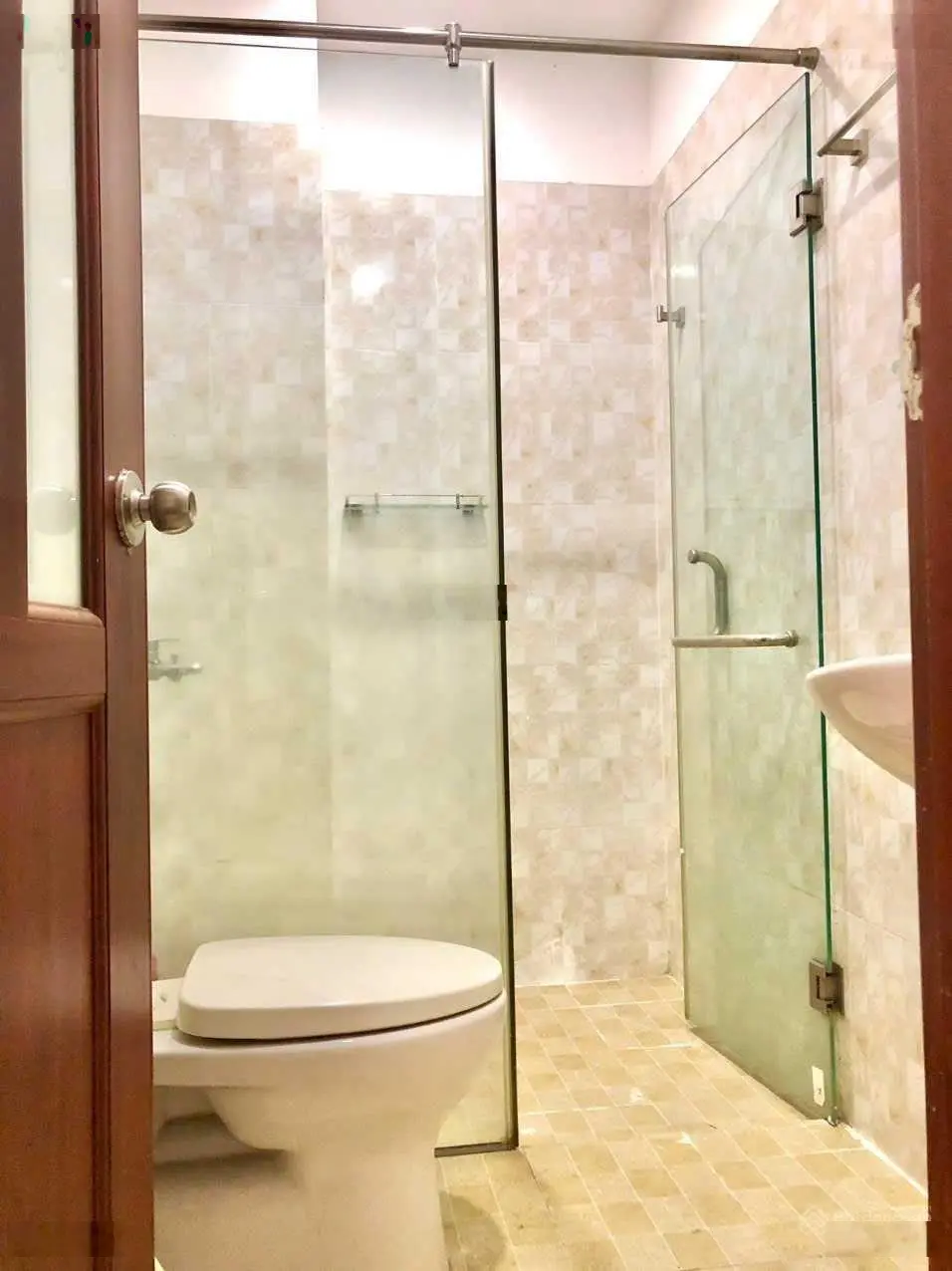 Bán nhà hẻm ô tô , p Bình Trưng Tây . DT 61m2 ( 4 x 15m ) 1 trệt 2 lầu