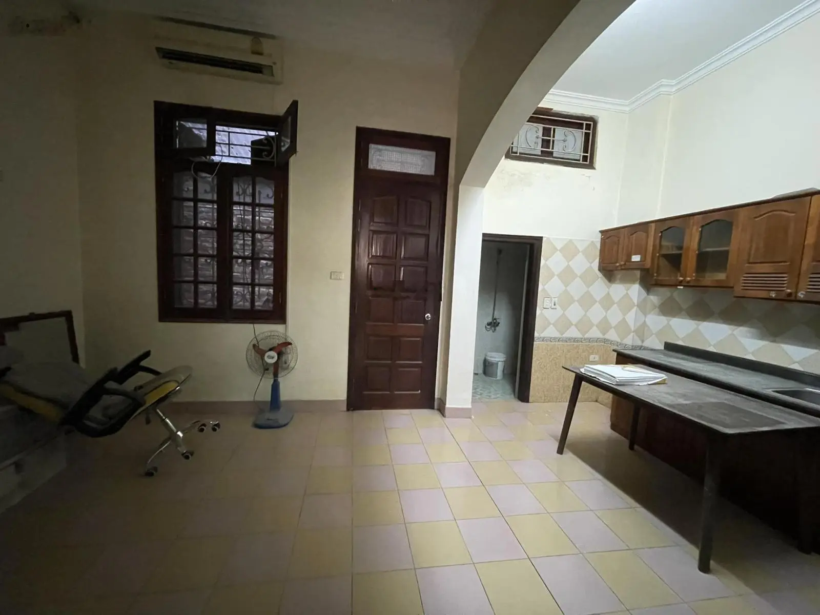 Bán nhà phố Đốc Ngữ, Ba Đình, phân lô, ô tô đỗ cửa, 4 tầng 90m2 giá 25.5 tỷ, LH 0983 320 ***
