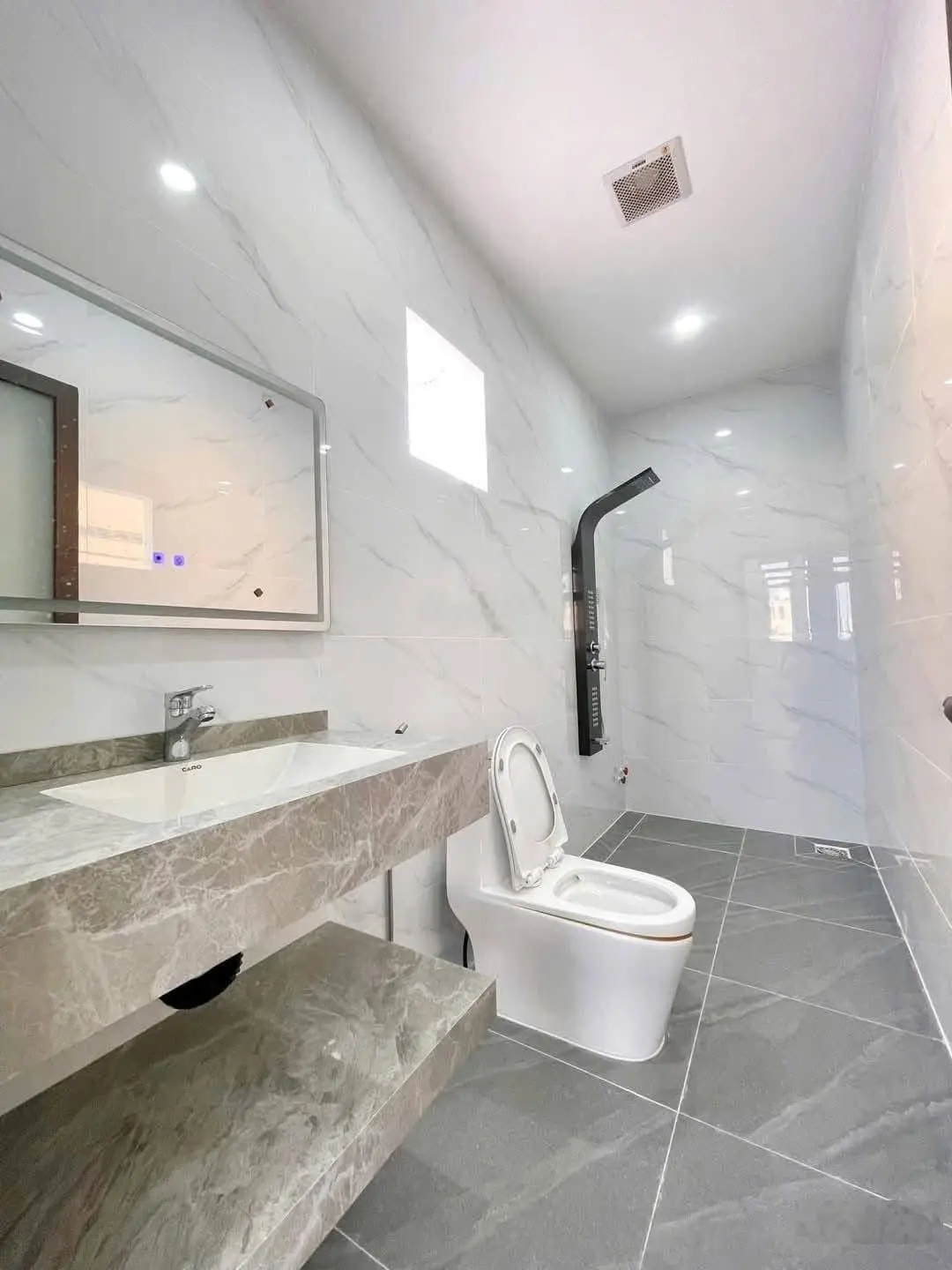 Bán nhà trong khu dân cư Bình Lợi, diện tích 55m2, sổ sẵn