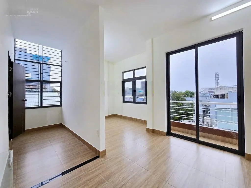 Hải Châu - 4 Tầng - Kiệt 2 Ô tô tránh nhau - Ông ích Khiêm - Cách đường 10m - 4.6 Tỷ
