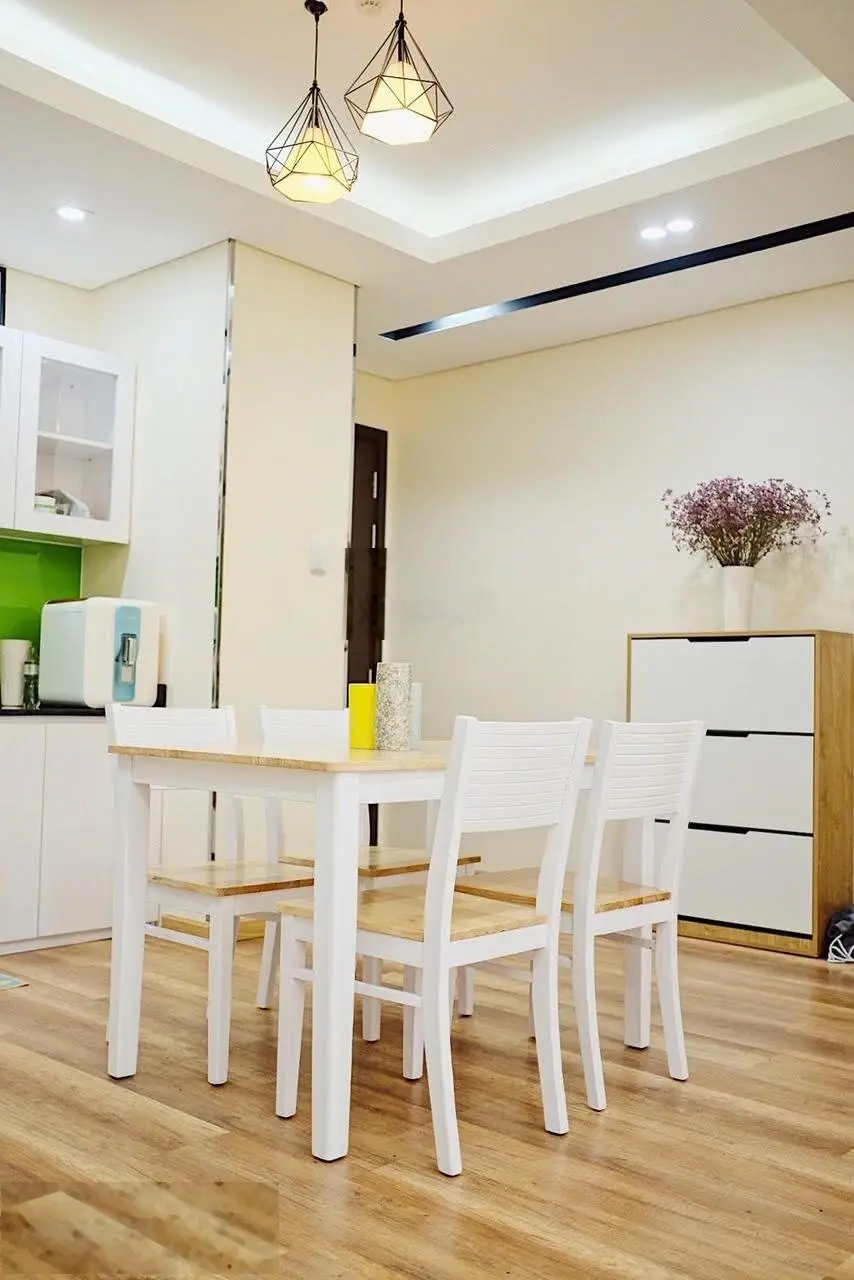 Bán Căn hộ Garden Gate , 3PN , 2WC , 85m2 , Full Nội Thất, Giá : 5 Tỷ 850 , Bao Sổ ,LH : 0908 435 ***