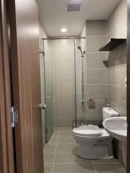 Chính chủ cần bán gấp căn hộ Viva Riverside Q6, DT 75m2, 2 PN, 2WC, Giá 1 tỷ 850 triệu.