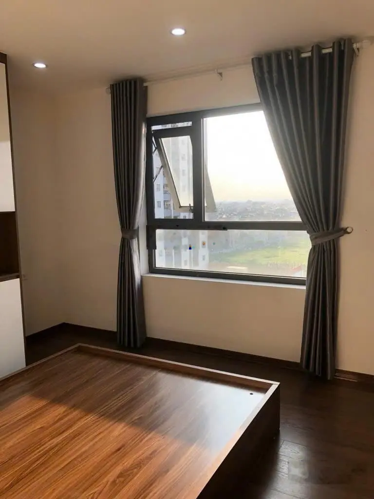Cần bán căn hộ 100m2 - 3 phòng ngủ căn góc giá 5,05 tỷ tại Hoài Đức