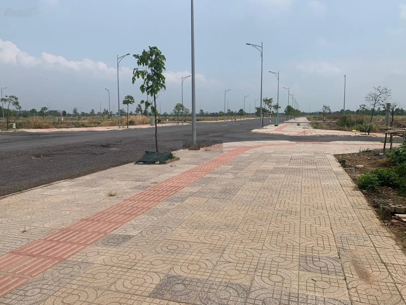 Két tiền bán gấp lô 80m2 cực đẹp giá cực tốt ạ