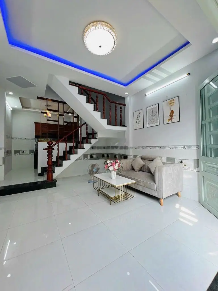 CẦN TIỀN BÁN GẤP NHÀ ĐÚC THẬT 2 TẤM HẺM 1/ ĐƯỜNG HUỲNH THỊ HAI QUẬN 12
