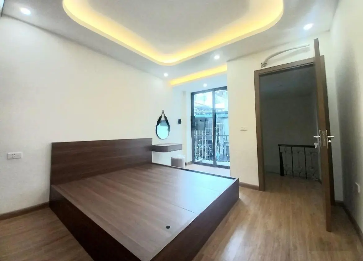 NHÀ MỚI Ở LUÔN TÔN ĐỨC THẮNG 39m*4T MT4.5m 5.9 TỶ - NGÕ NÔNG GẦN PHỐ - TẶNG FULL NỘI THẤT.