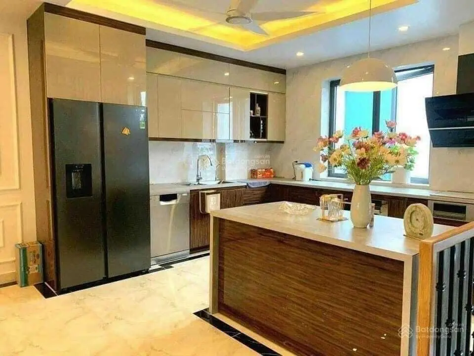 Liền kề Kiến Hưng, 5 tầng thang máy, mặt tiền gần 6m, giá 13.89 tỷ