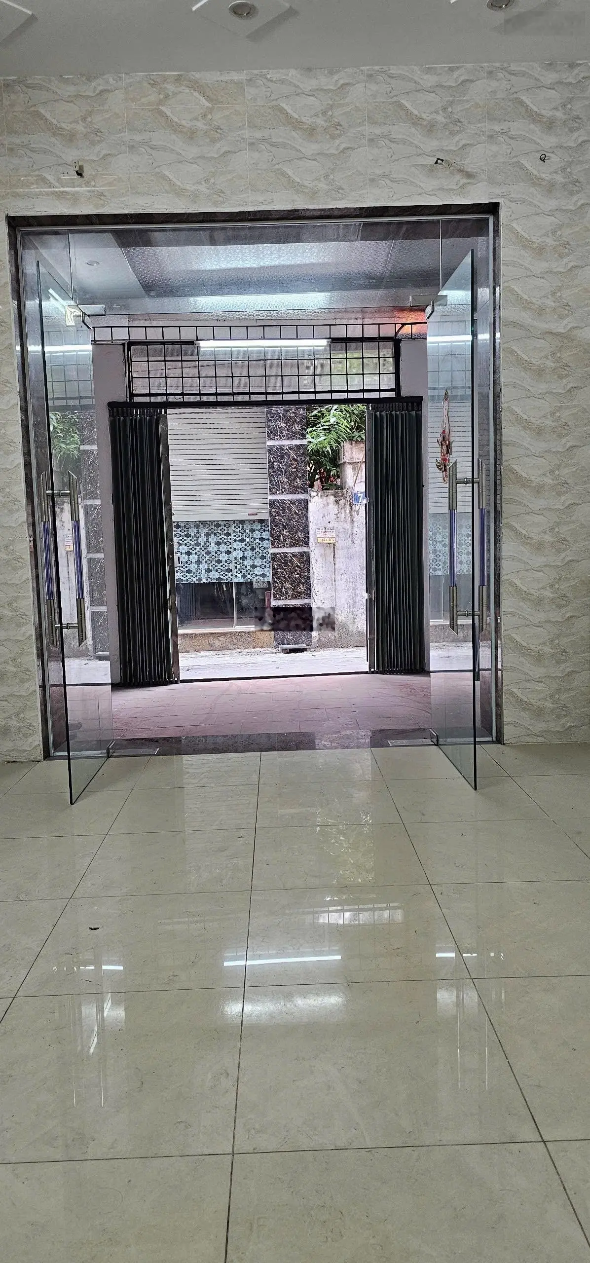 Rẻ nhất Hà Đông. Vô địch diện tích nhà ~ 80m2-chỉ 8tỷ(10xtr/m2) ôtô đỗ cửa-20m xe tải tránh bán gấp