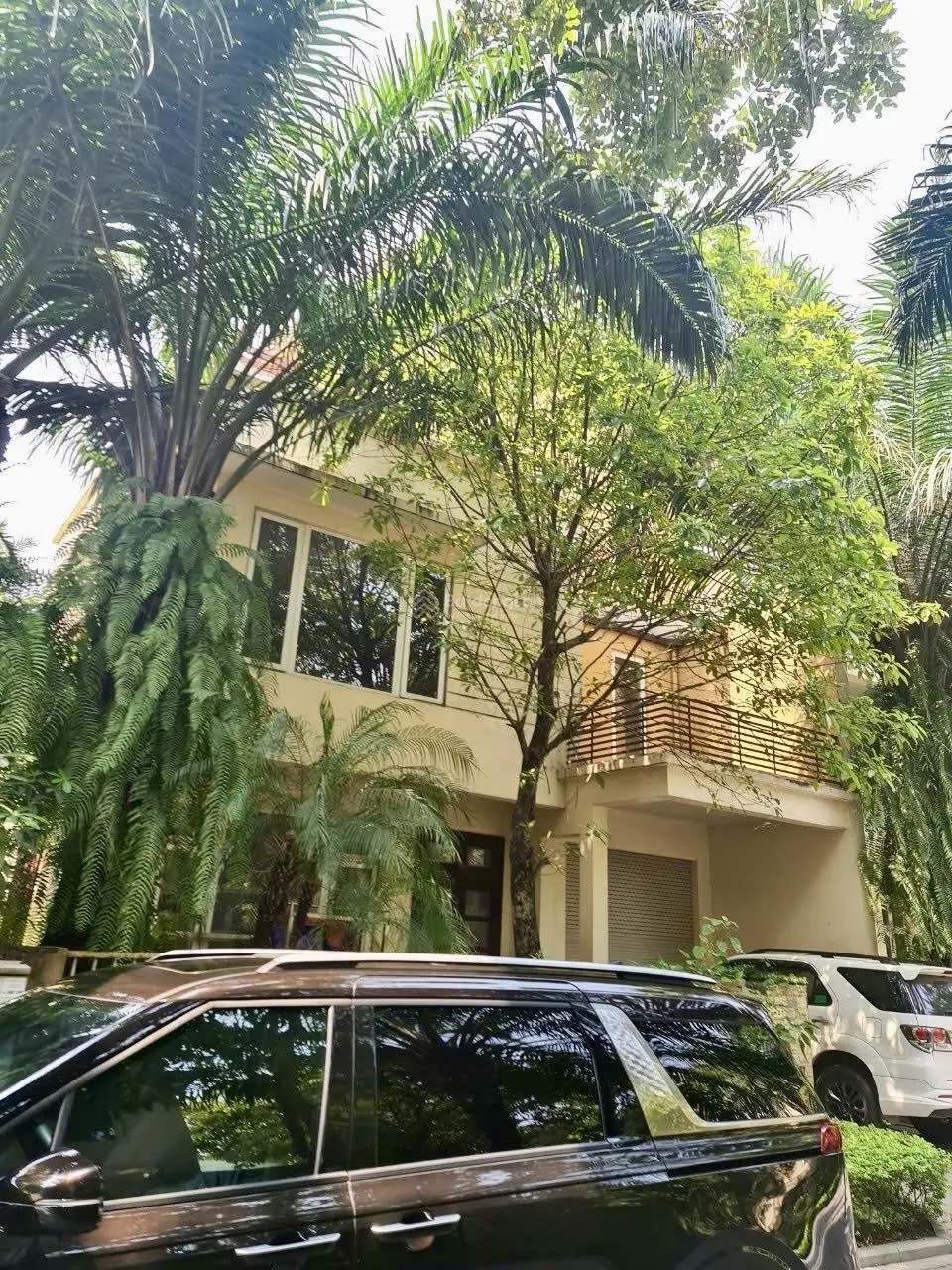 Bán BT tại Việt Hưng, 35,6 tỷ, 203,5 m2, giá siêu hời!