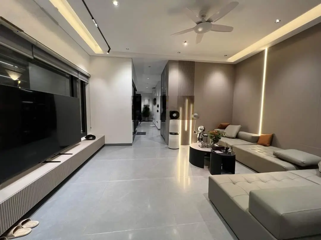 Tái Định Cư Tu Hoàng - Nhổn Vỉa Hè, Thang Máy Kinh Doanh, Văn Phòng, 46m 7tầng 9tỉ Nhỉnh