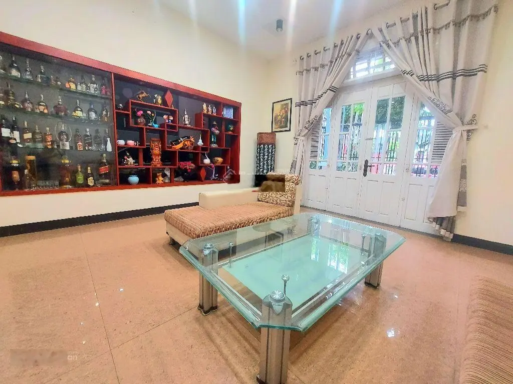 Bán căn biệt thự 150m2 ngang 9m sát đường 30/4 hoà cường bắc, hải châu. giá 11,5 tỷ thương lượng.