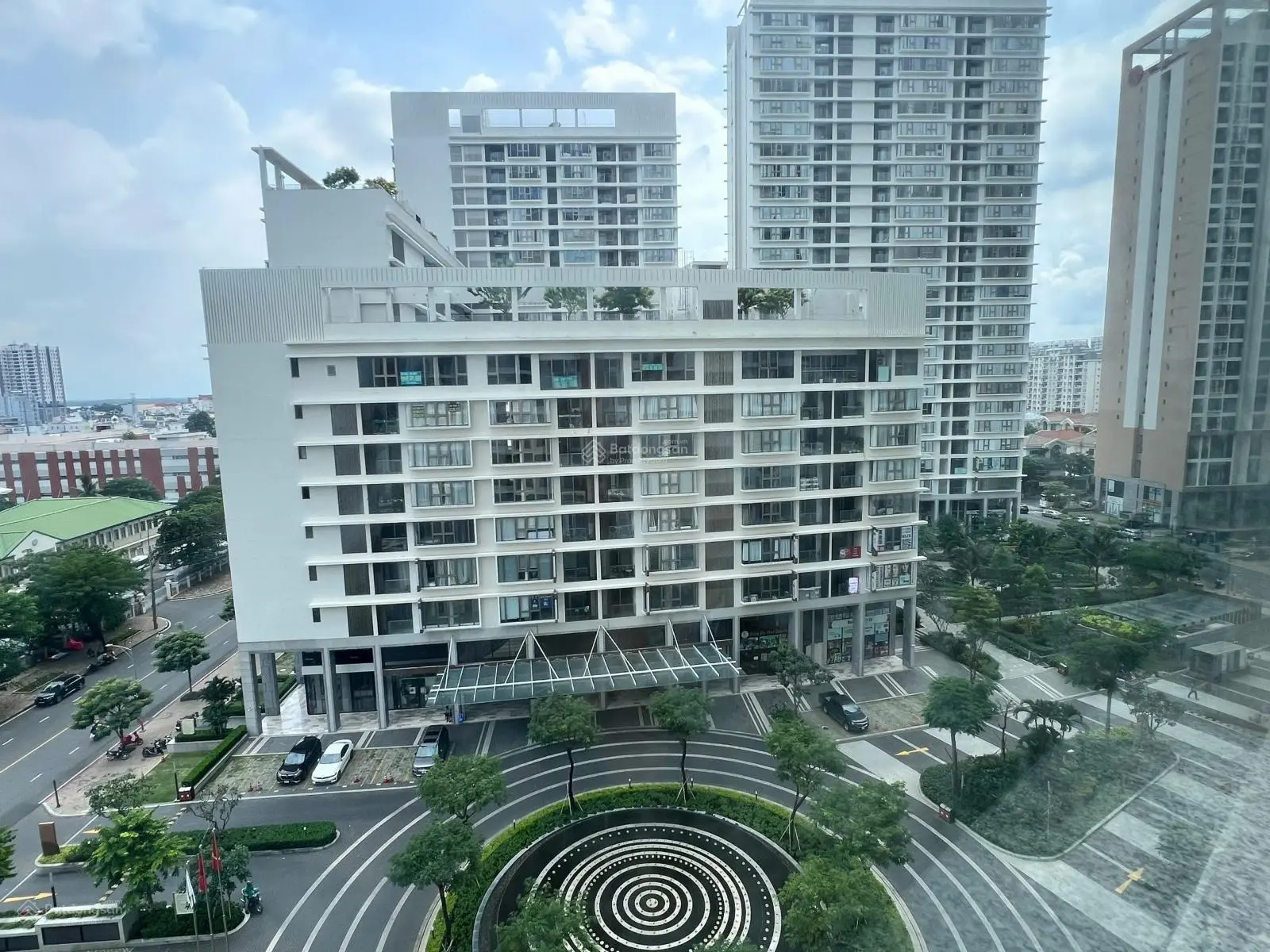 Bán căn hộ cao cấp The Peak Midtown Phú Mỹ Hưng, 81m2 2PN - 2WC, nhà mới, đẹp giá bán rẻ 7,3 tỷ vnđ