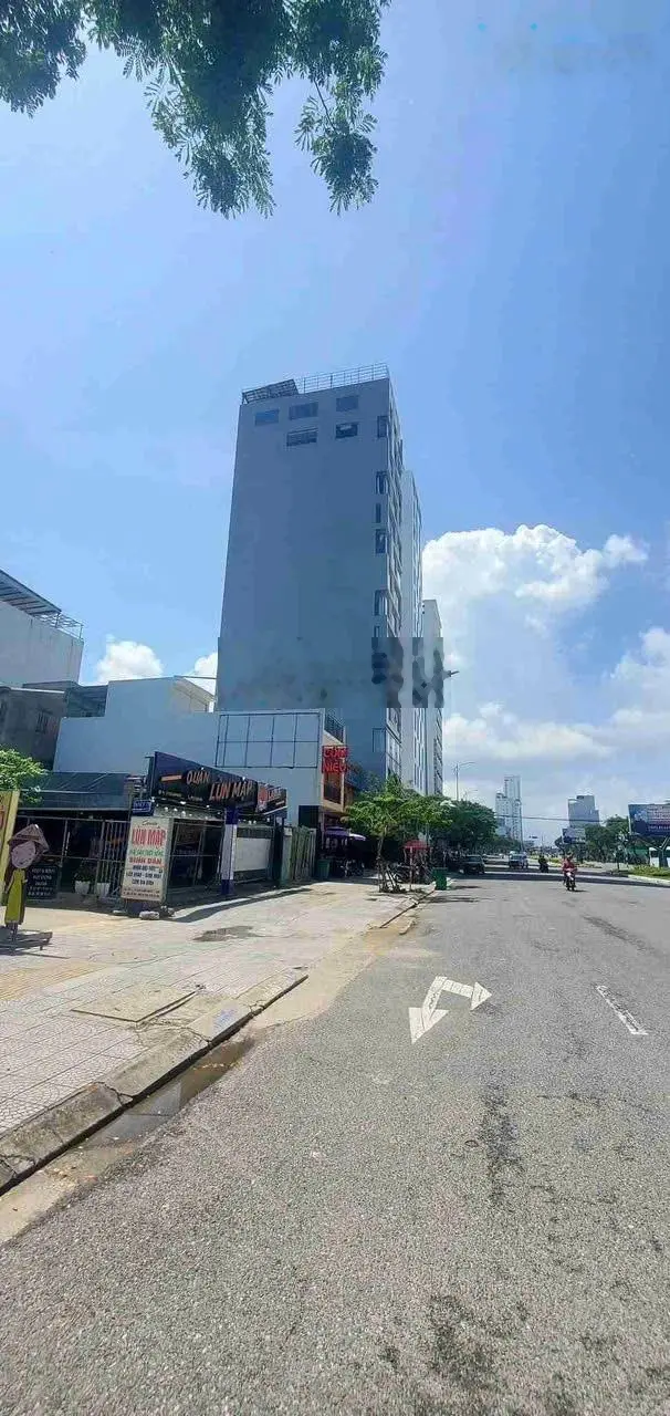 Hàng độc Vị trí trí khỏi bàn 2 lô liền kề mặt tiền đường Võ Văn Kiệt cách biển Mỹ Khê 200m