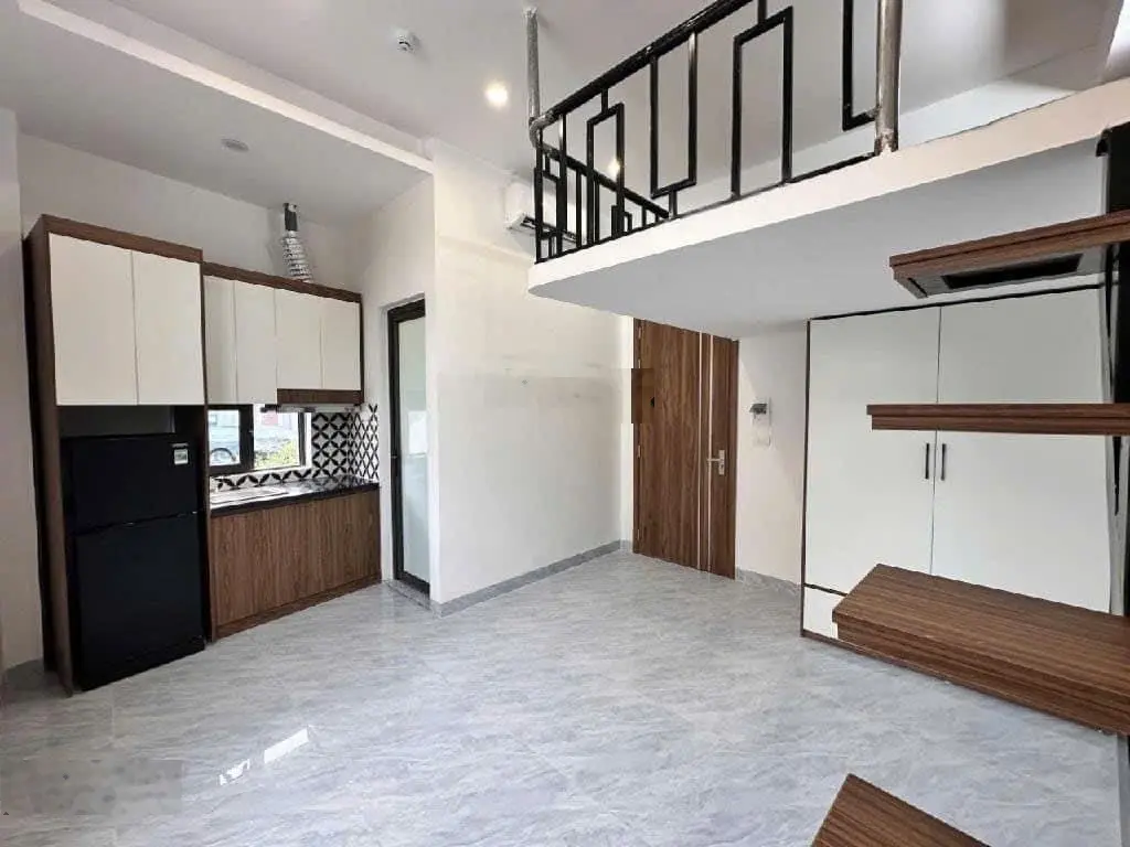 Hiếm có, THÀNH CÔNG-BA ĐÌNH-HÀ NỘI, DT: 47m2 x 7 Tầng-MT: 4,3m / Giá: 11,8 Tỷ