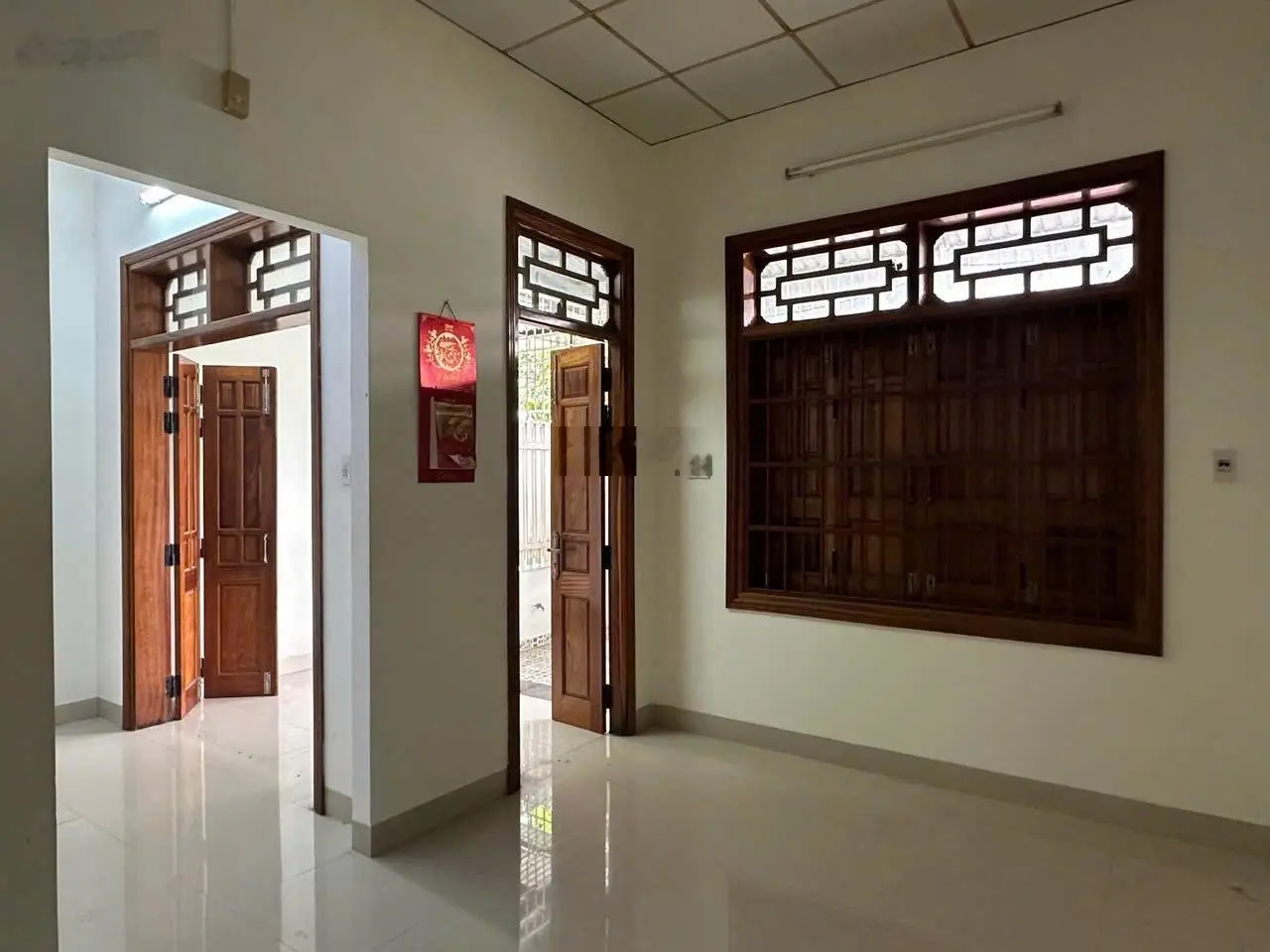 Bán Nhà cấp 4(120m2, ngang 6 m), thuộc Tái Định Cư Vĩnh Hiệp, cách TTTP Nha Trang 3 km, Giá 3.6 tỷ