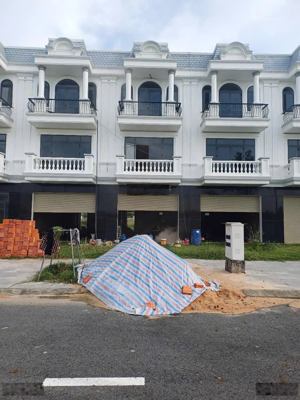 Bán gấp shophouse 3PN 4WC 100m2 giá cực chất tại Thăng Long Central City, Bàu Bàng, Bình Dương