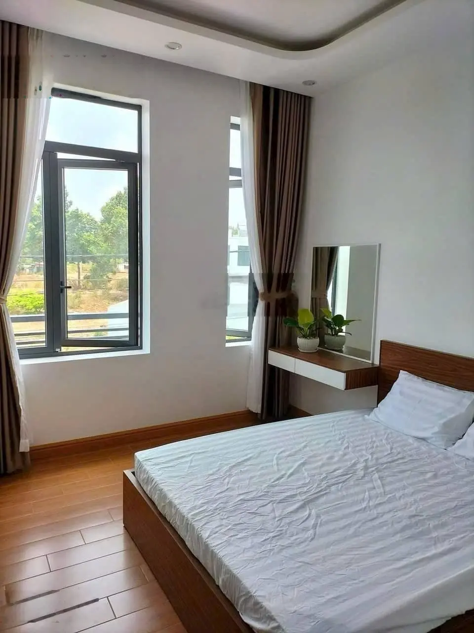 Chính chủ bán nhà hẻm 1/ đường 100 Bình Thới - Phường 14 - Quận 11 . DT : 66m2/2ty1 . SHR , HXH 12m