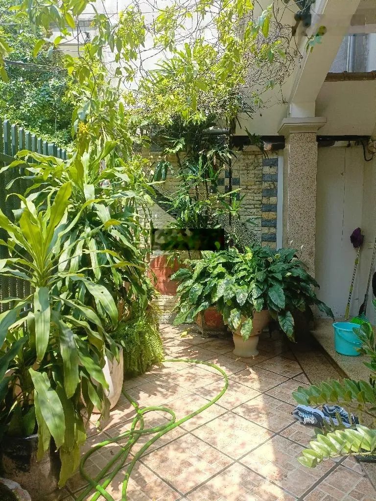 Bán nhà Phố Trương Định quận Hai Bà Trưng- Ngõ ô tô vào nhà 20M ra phố