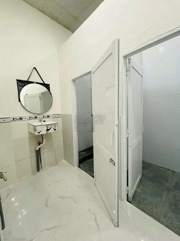 Nhà mặt tiền 85m 2 phòng ngủ đường Lê Hồng Phong Thị Trấn Long Điền