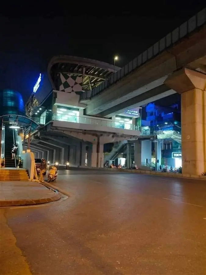 Tôi bán nhà mặt phố TRẦN PHÚ - QUANG TRUNG 1298m2 Mặt tiền 25m Lô Góc.