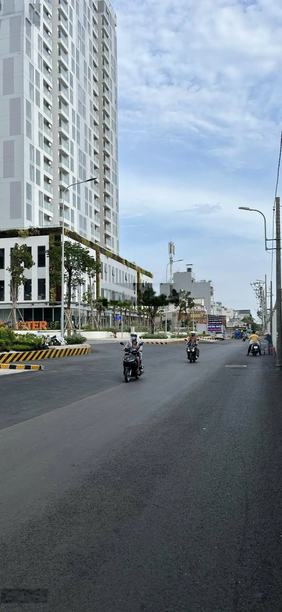 Bán nhà 1 trệt 1 lầu - đối diện Vạn Phúc City, Thủ Đức - giá chỉ 4.1 tỷ