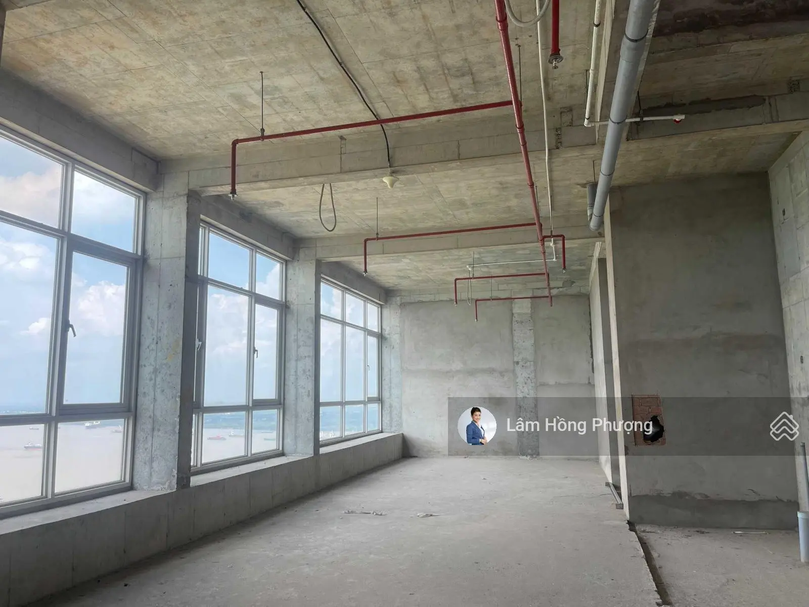 Bán Penhouse 482m2 La casa quận 7 giá 17.5 tỷ có sẵn sổ hồng 0939 220 *** Em Phượng