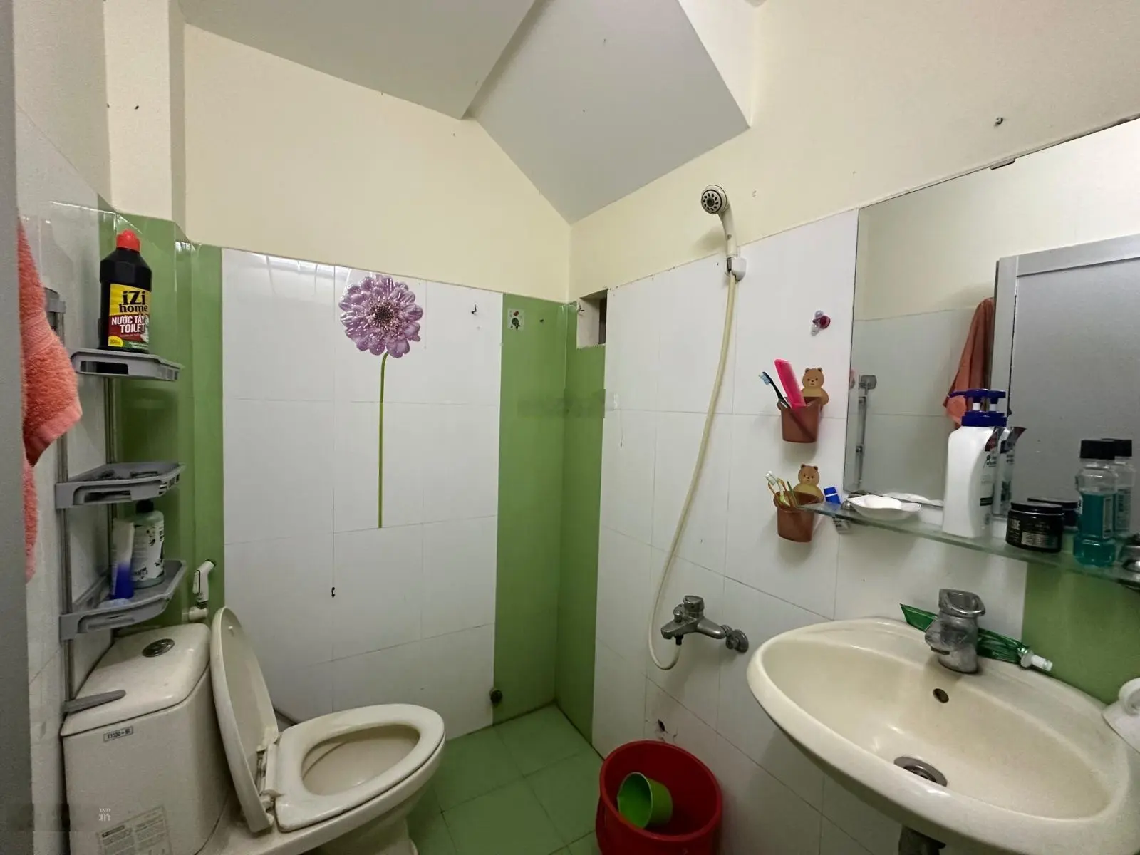 Nhà 4 tầng tại phường Phước Long Nha Trang, cách bãi tắm biển chỉ 600m