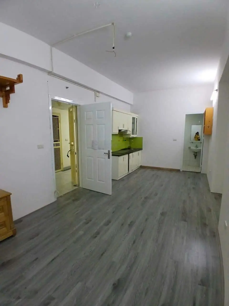Bán nhanh căn 56m2 - 2ngủ & 2vệ sinh HH1A Linh Đàm Hoàng Mai. Lh: 0966 455 *** em Thủy