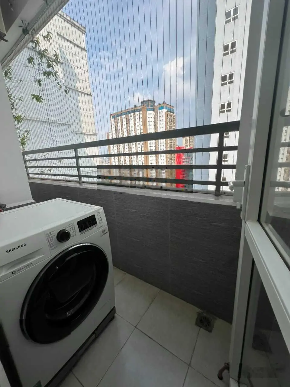 Bán gấp CH 66m2 2PN giá 4.15 tỷ, tòa B2 A14 Nam Trung Yên, Yên Hòa, Cầu Giấy