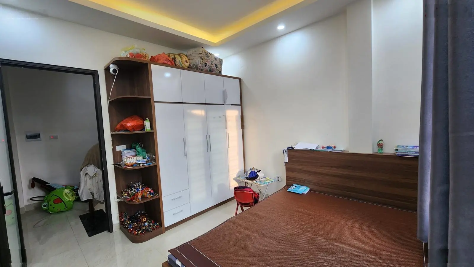Nhà 3 Tầng Trần Lãm, tp Thái Bình gần viện MắtMặt tiền rộng : 6,62mHướng Đông Bắc