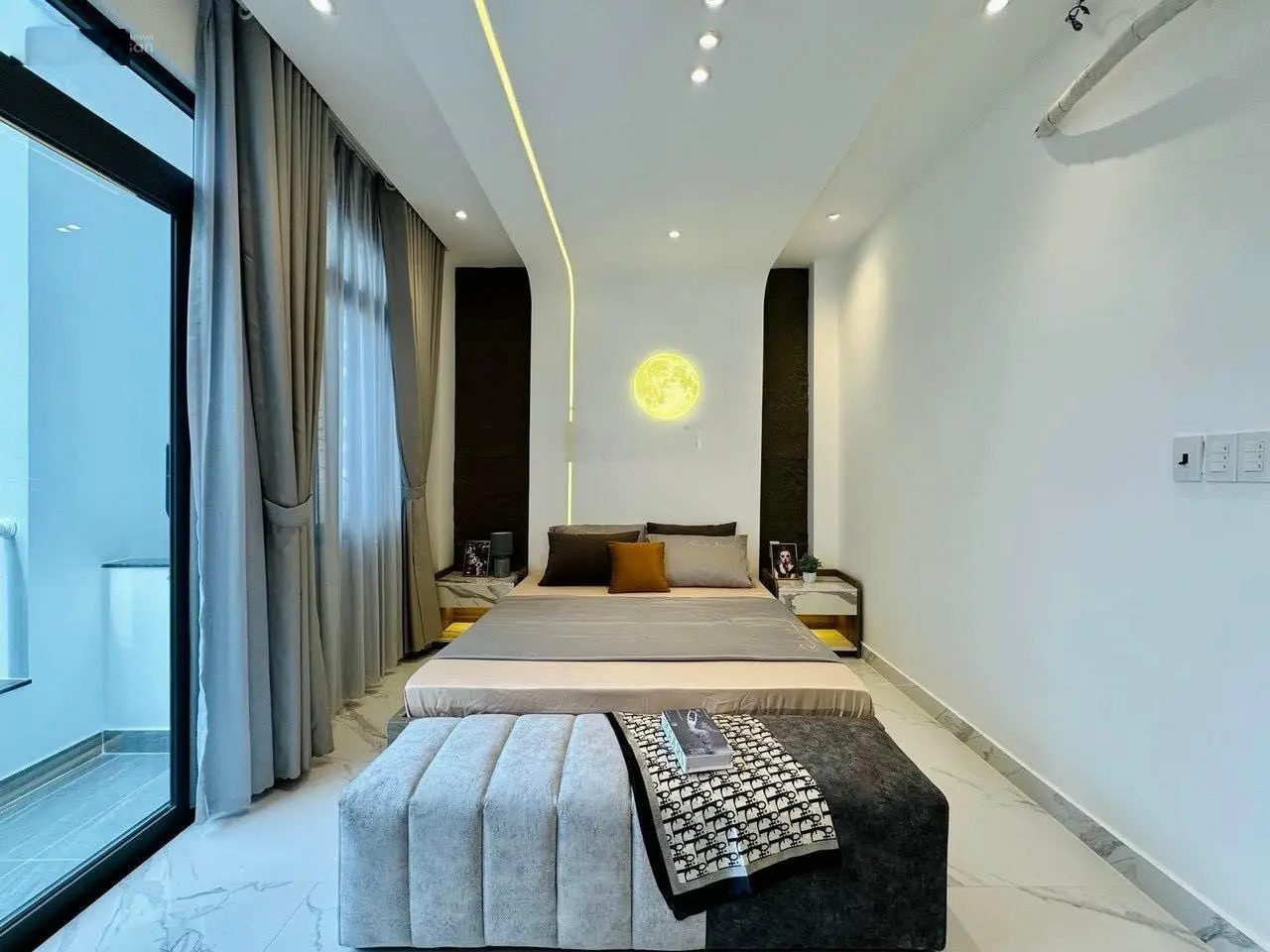 Nhà đẹp bán gấp 48m2 giá 2tỷ750 triệu đường Nguyễn Cửu Vân, P17, Bình Thạnh. Hẻm xe hơi. Sổ riêng