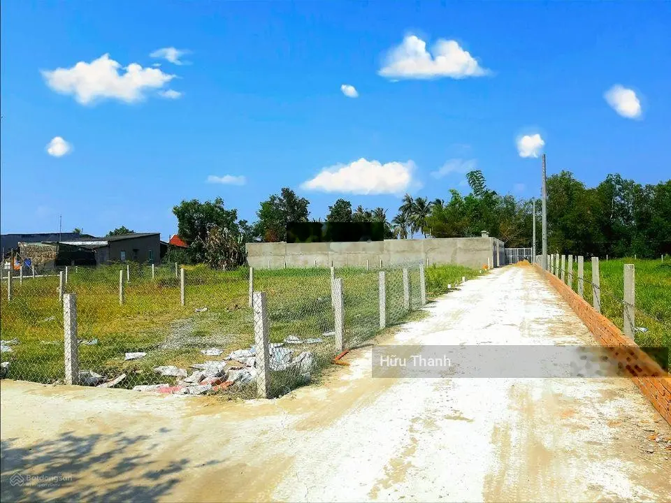 Đất TT. Cần Giuộc. MT Nguyễn An Ninh. 105m2, SHR, TC. Cách UBND Cần Giuộc chỉ 800m. 0937 809 ***