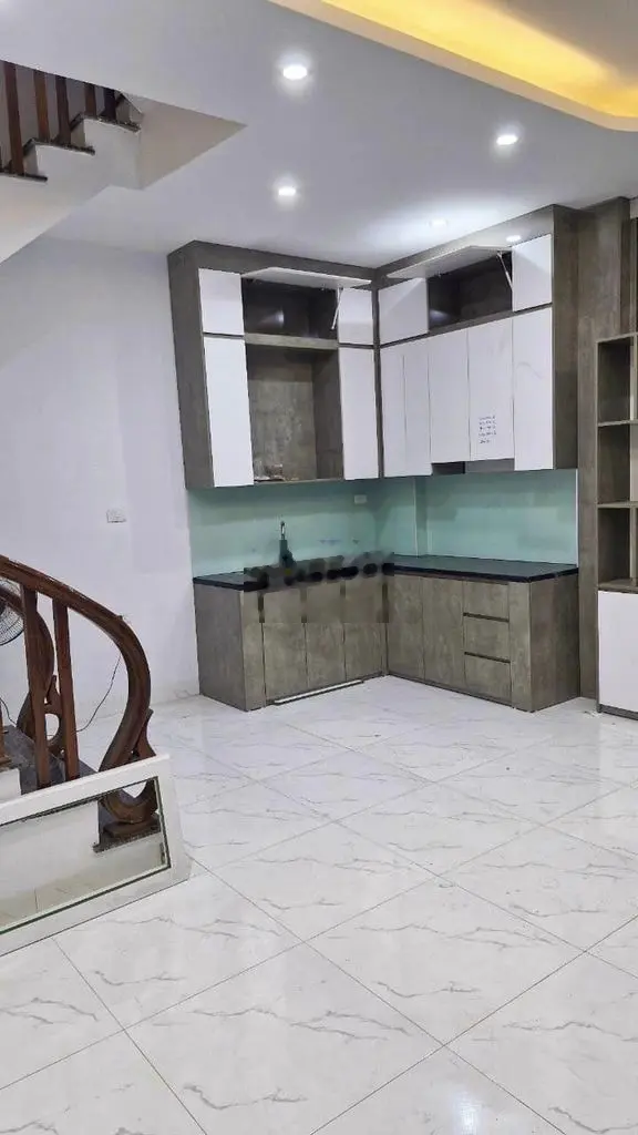chỉ 2,6 tỷ có ngay nhà 3*Tầng DT 40m2 ô tô đỗ cửa 15p ra KDT đô nghĩa