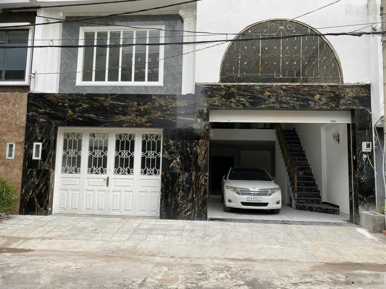 Nhà 5 lầu có thang máy - Khu bên sông Đường 17 Phạm Văn Đồng, Hiệp Bình Chánh - sát TTTM Gigamall