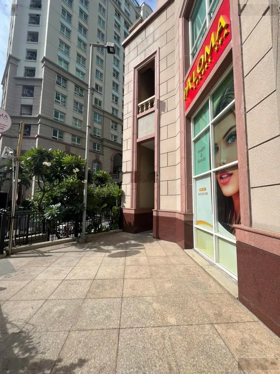 Bán shophouse the manor 3 mặt tiền 150m2 thiết kế hiện đại KD đa ngành 17.8 tỷ LH 0932-190-599