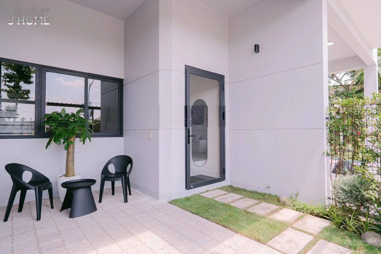 Bán nhà mặt tiền ĐT 743 Bình Chuẩn Thuận An, giá rẻ hơn thị trường 30%, gọi ngay 0949 766 *** Mr Hải