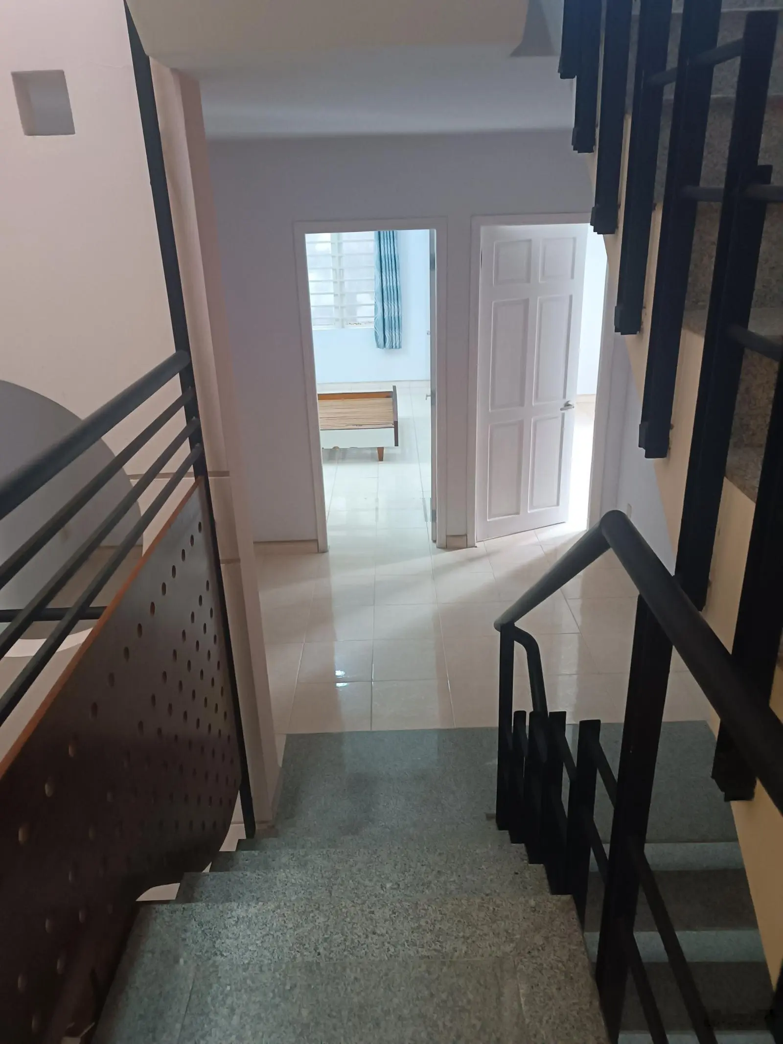 Chính chủ cần bán căn nhà đường nguyễn văn công gò vấp gần chợ tân sơn nhất gần sân bay