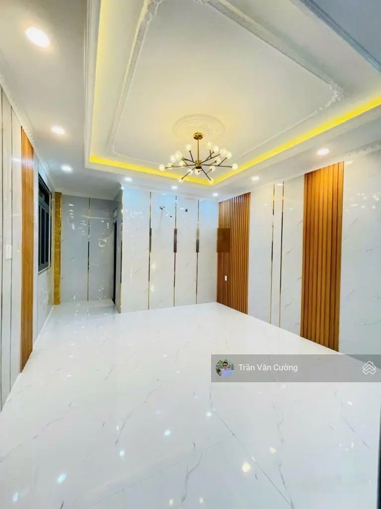Nhà đẹp ngang hiếm 6m, oto vào nhà, full nội thất, HBC - Thủ đức, ra TTTM Gigamall 5p 11tỷ5