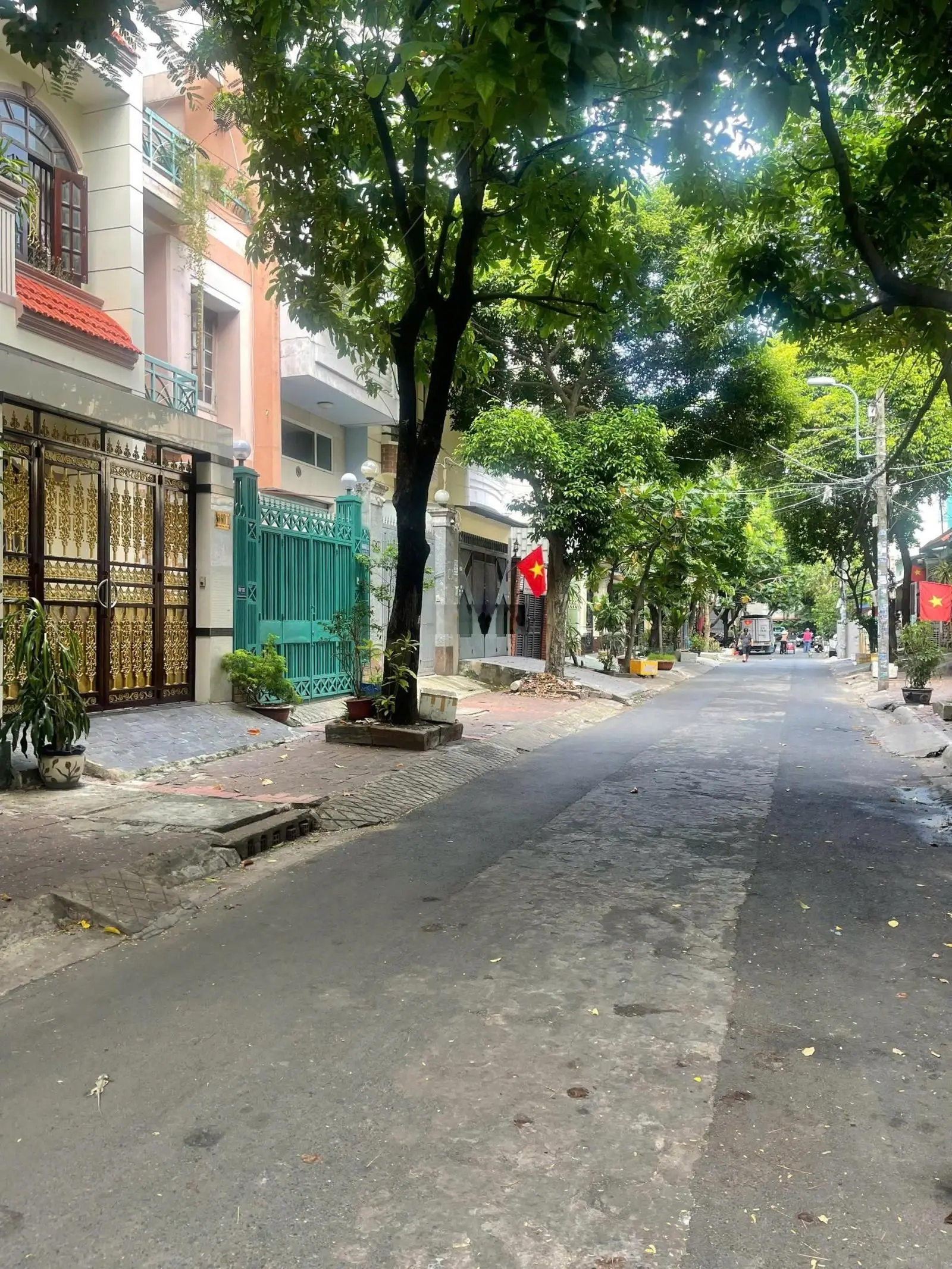 Bán nhà đường Nguyễn Gia Trí (D2nd), P25, Bình Thạnh, (4x18)m, 14 tỷ - ms133