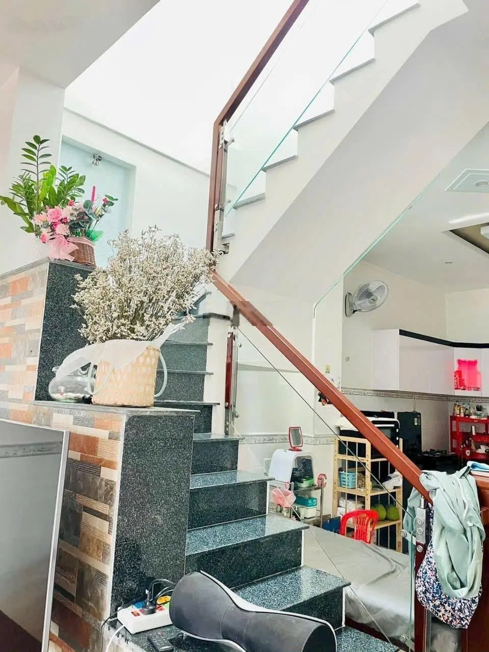 Bán gấp nhà Hóc Môn 80m2, SHR, Đang cho thuê 7tr/tháng